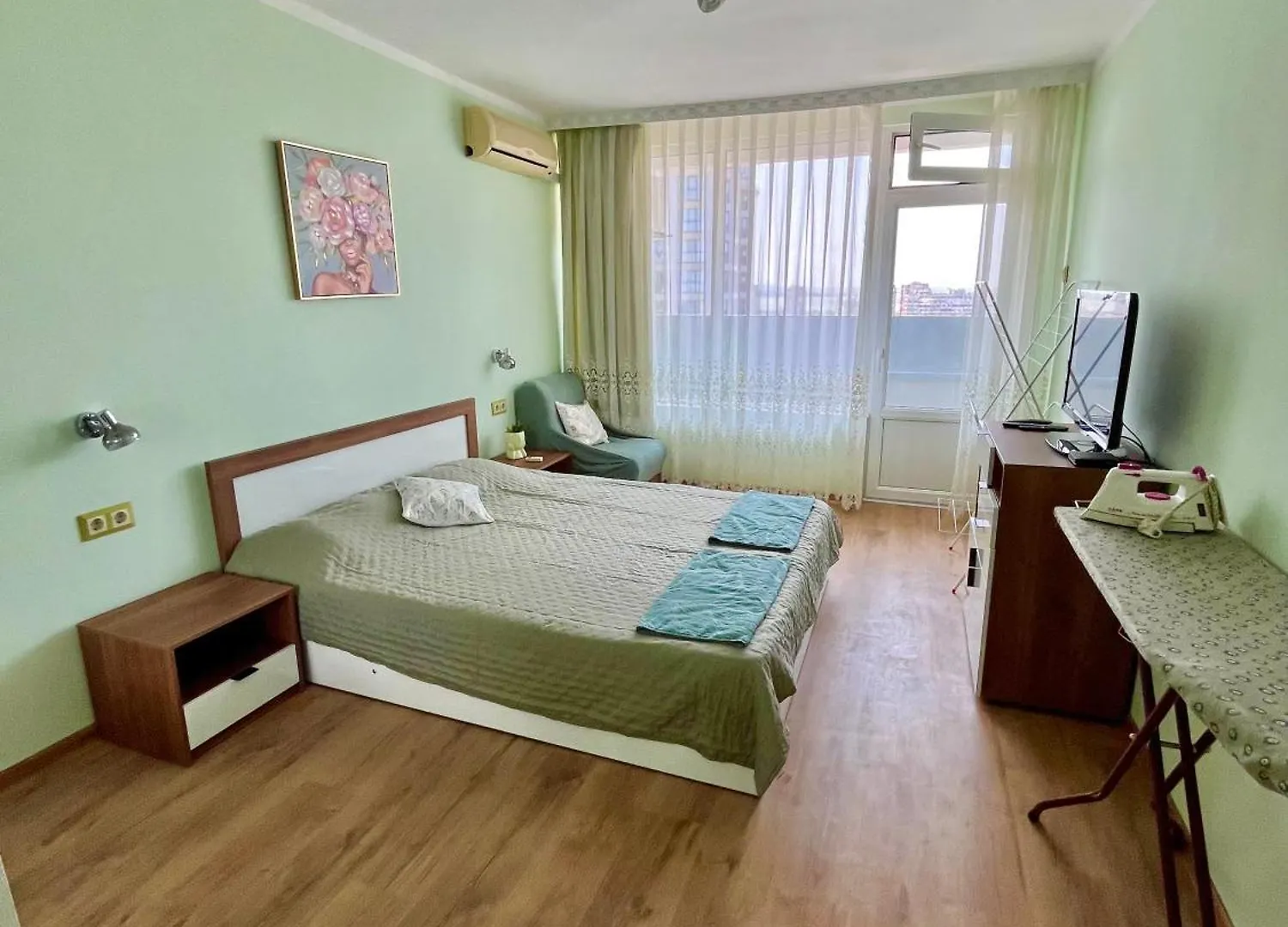 布尔加斯Panoramaview Lazur公寓 公寓